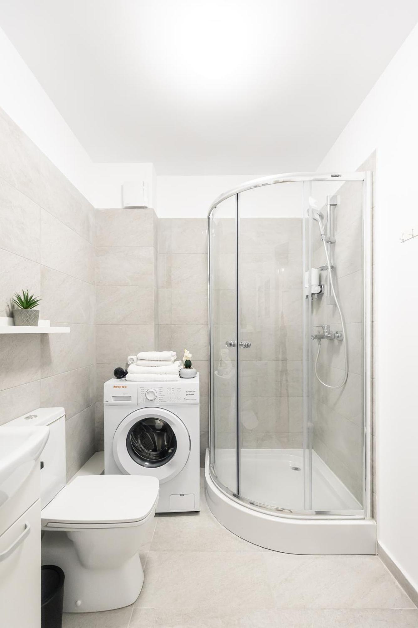 Simplicity Apartments บูคาเรสต์ ภายนอก รูปภาพ