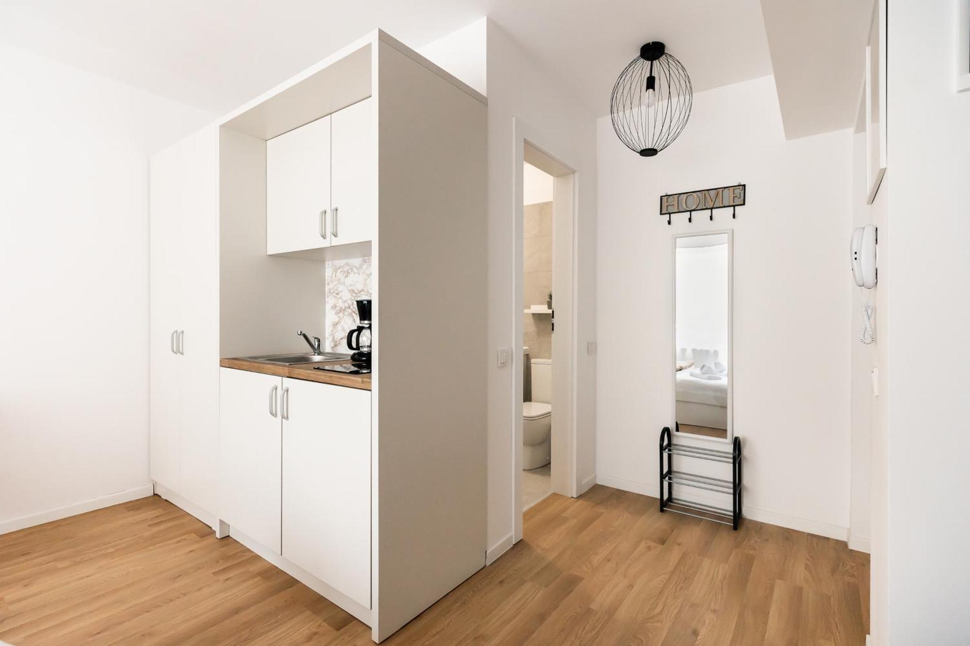 Simplicity Apartments บูคาเรสต์ ภายนอก รูปภาพ